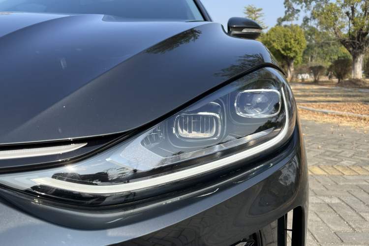 Used Volkswagen Lamando 2023 Lavida L 280TSI DSG Cool & Spicy Edition
