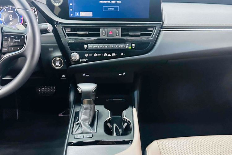 Used Lexus ES 2022 200 Excellence Edition