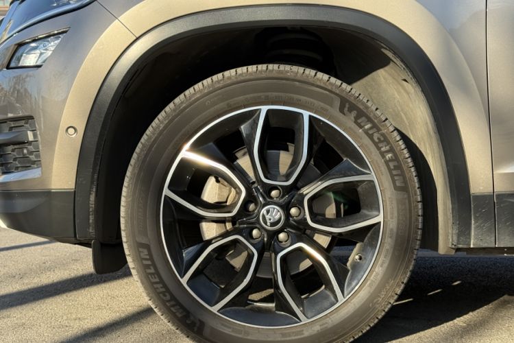 Used Skoda Kodiaq 2020 TSI330 7-Seater Two-Wheel-Drive Luxury Enjoyment Edition
