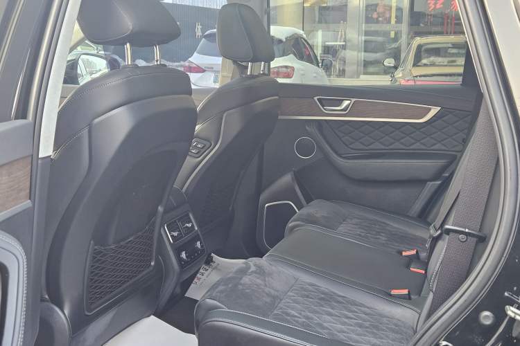 Used Hongqi HS7 2022 3.0T Automatic All-Wheel Drive ZhiLian Flagship Edition Five Seats
