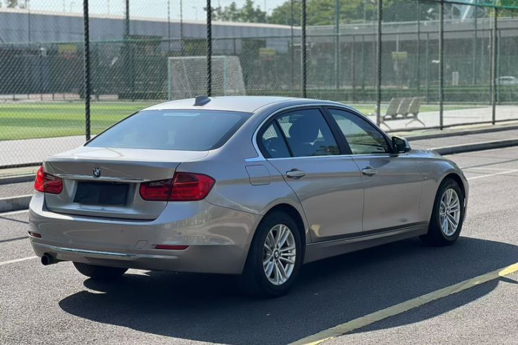 Used BMW 3 Series 2014 320Li Fashion Model
