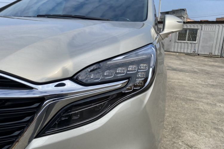 Used Buick GL8 2021 ES Land Cruiser 653T Luxury Edition