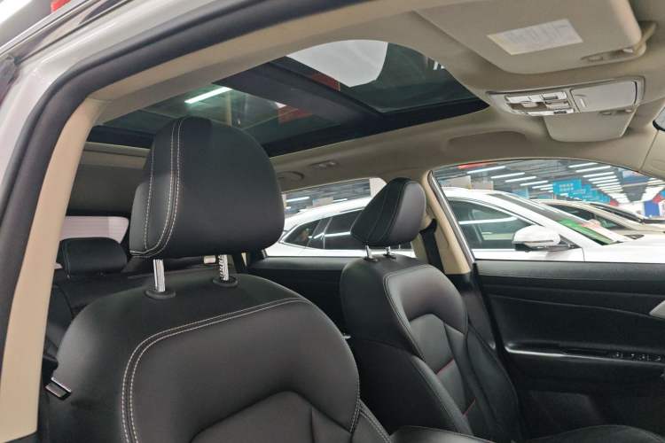 TDK.VehicleDetails.img