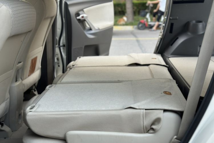 Used Toyota Verso 2014 Starlight 180E CVT Elite Edition
