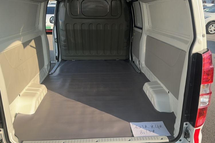 Used Jinbei New Hiace X30L 2021 1.5L Wealth Central Air Conditioning Edition Van China VI Standard SWC15M