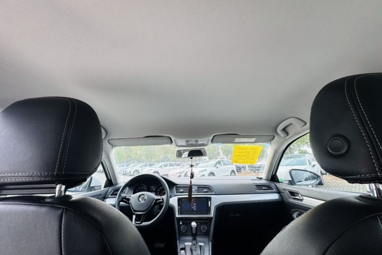 Used Volkswagen Lamando 2015 230TSI DSG Fashion Edition
