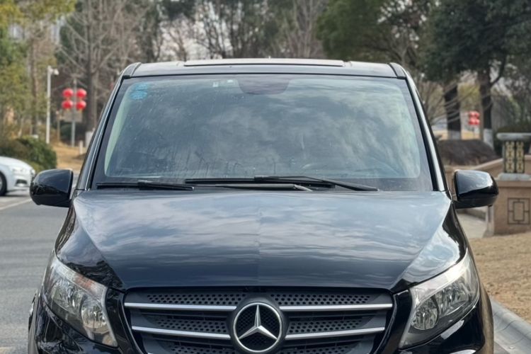 Used Mercedes-Benz Vito 2018 2.0T Elite Version 7 Seats China VI Emission Standard