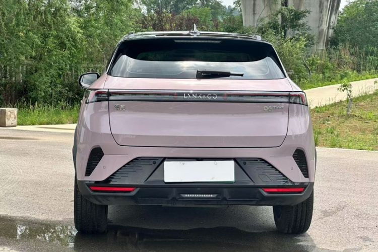 Used Lynk & Co 06 EM-P 2023 EM-P 126 Long-Range Halo
