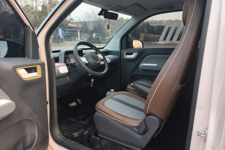 Used Wuling Hongguang MINIEV 2022 GAMEBOY 200km Gaming Edition with Lithium Iron Phosphate