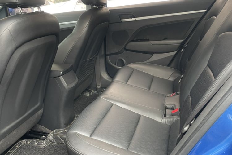 Used Hyundai Elantra 2016 1.6L Automatic ZhiXuan – Elite Version
