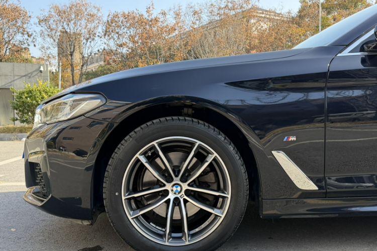 Used BMW 5 Series 2022 Second Facelift 525Li M Sport Package
