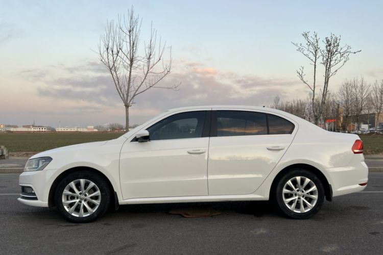 Used Volkswagen Lavida 2017 1.6L Automatic Comfort Edition