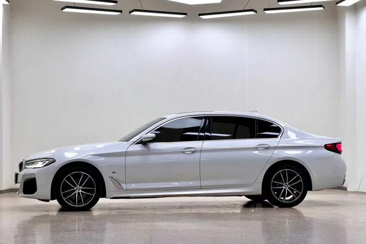 Used BMW 5 Series 2021 Facelifted 525Li M Sport Package
