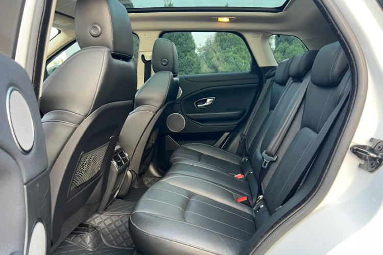 Used Land Rover Range Rover Evoque 2016 2.0T PURE Style Edition
