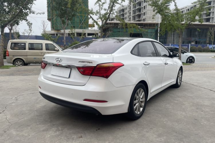 Used Hyundai Mistra 2014 1.8L Automatic Smart GLS
