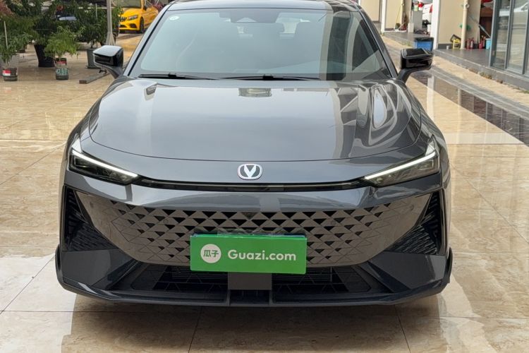 Used Changan UNI-V 2024 1.5T Prestige Sport Edition
