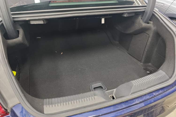 Used Mercedes-Benz CLS 2021 CLS 300 Luxury Model