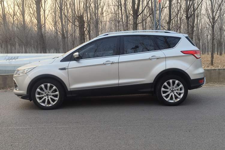 Used Ford Kuga 2015 1.5L GTDi Two-Wheel-Drive Comfort Model
