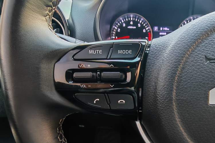 Used Kia Stonic 2021 1.4L CVT Fun Edition