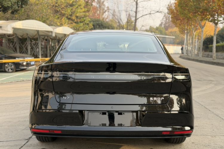 Used Nissan N7 2025 510 Air
