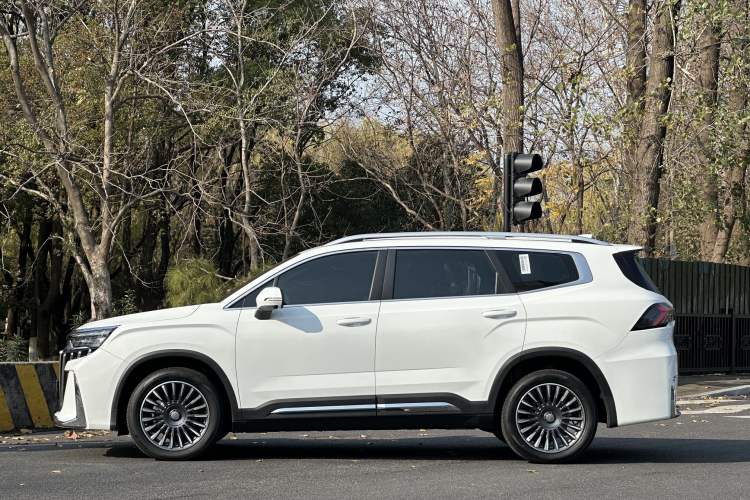 Used Geely Auto Haoyue L 2025 2.0T DCT Luxury Edition