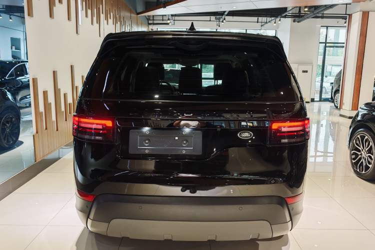 Used Land Rover Discovery 2018 2.0T Special Edition
