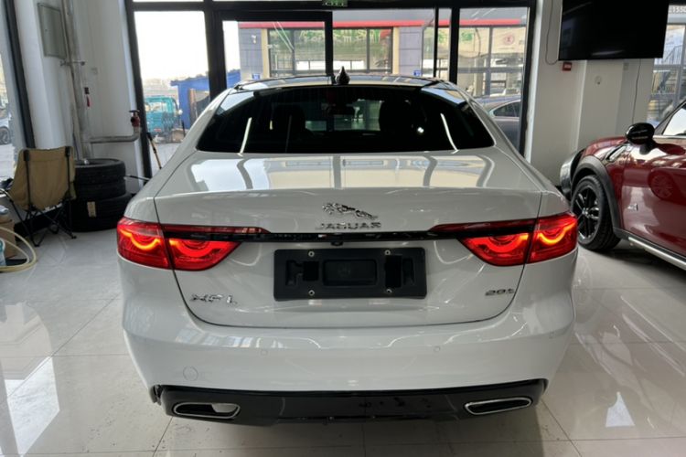 Used Jaguar XFL 2020 XFL 2.0T P200 Two-Wheel-Drive Rally Flag Edition
