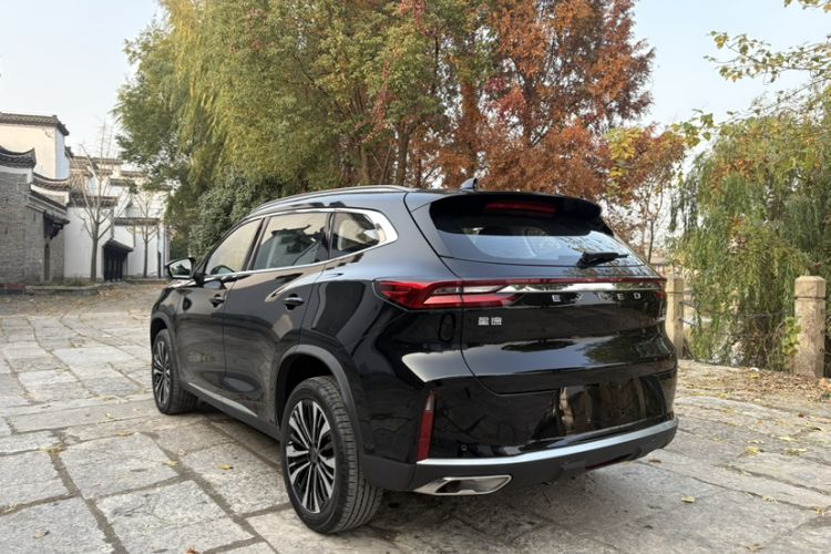 Used  Lingyun 2024 300T Two-Wheel Drive Starlight Edition