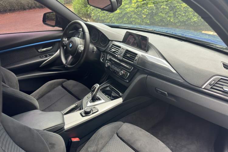 Used BMW 3 Series 2018 320i M Sport Package
