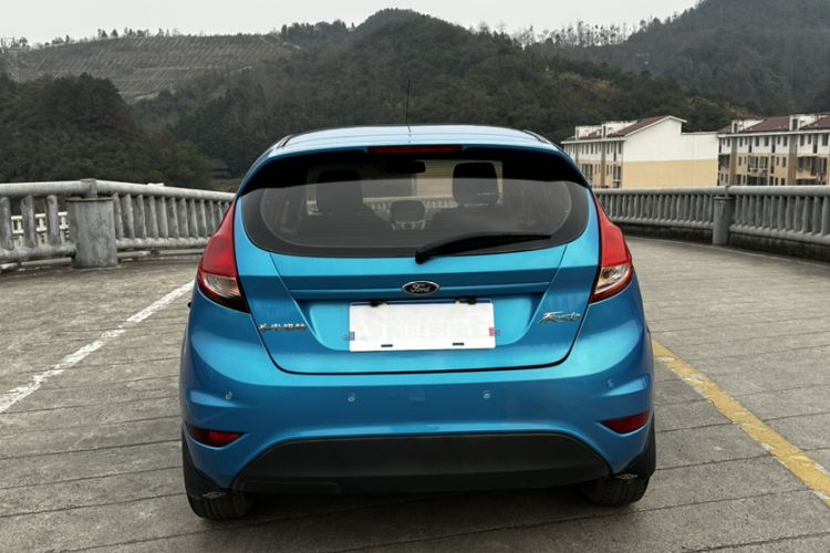 Used Ford Fiesta 2013 Hatchback 1.5L Automatic Fashion Edition