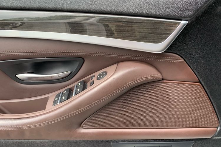 Used BMW 5 Series 2014 525Li Luxury Design Package
