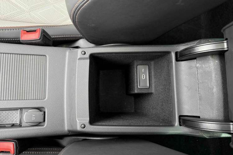 Used Volkswagen Magotan 2023 2 Million Units Limited-Edition 380TSI DSG Flagship Version