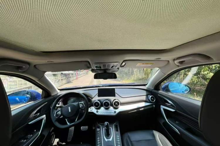 Used Wey VV7 2019 Upgraded Model 2.0T Flagship Version China V Standard
