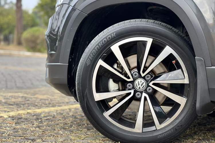 Used Volkswagen Tharu 2019 280TSI Two-Wheel Drive Luxury Version China VI Standard
