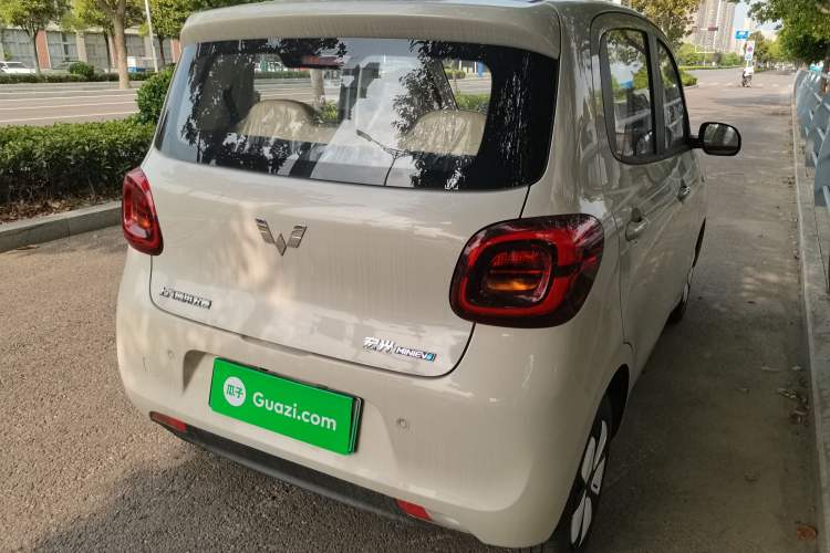Used Wuling Hongguang MINIEV 2025 Four-Door Version Advanced Edition
