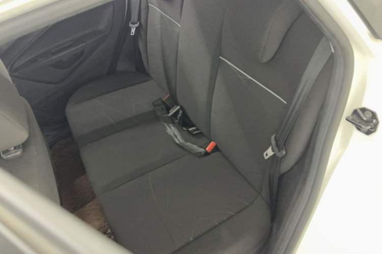 Used Ford Fiesta 2013 Hatchback 1.5L Automatic Fashion Edition