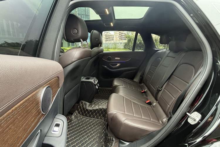 Used Mercedes-Benz GLC 2022 Second Facelift GLC 260 L 4MATIC Luxury Edition
