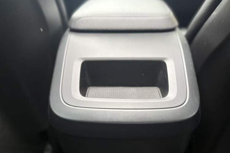 Used Volvo XC60 2019 T5 4x4 Smart Edition China V Standard
