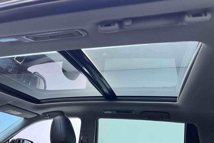 Used Toyota Highlander 2018 2.0T Four-Wheel Drive Luxury Version 7 Seats China VI Standard