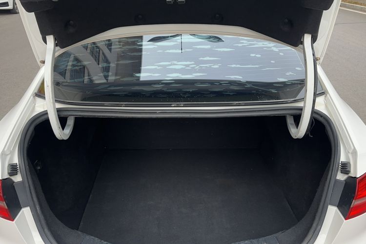 Used Ford Escort 2015 1.5L Manual Comfort Model
