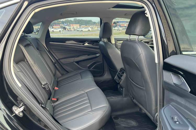 Used Volkswagen Passat 2024 280TSI Business Edition
