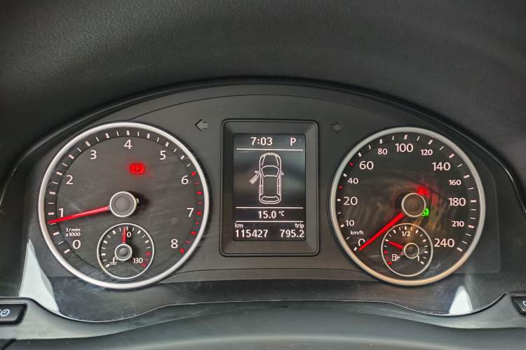 Used Volkswagen Tiguan 2017 300TSI Automatic Two-Wheel Drive Silk Road Comfort Edition
