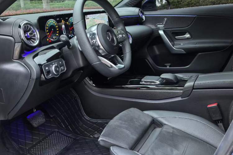 Used Mercedes-Benz A-Class 2020 Restyled A 200 L Sport Sedan Fashion Version
