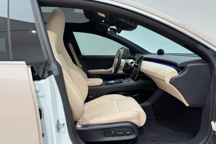 Used Nio ET5T 2023 75 kWh Touring