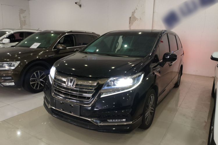 Used Honda Elysion 2019 2.0L Hybrid Luxury Edition

