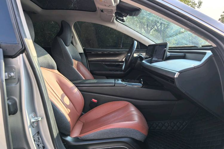 Used XPeng P7 2022 480 Standard Range Smart Drive Edition
