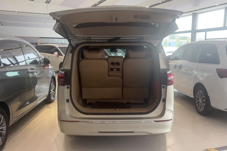 Used Buick GL8 2021 ES Land Cruiser 653T Luxury Edition
