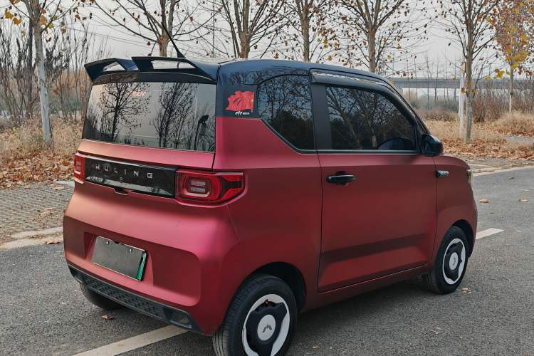Used Wuling Hongguang MINIEV 2021 Macaron Premium Model – Lithium Iron Phosphate
