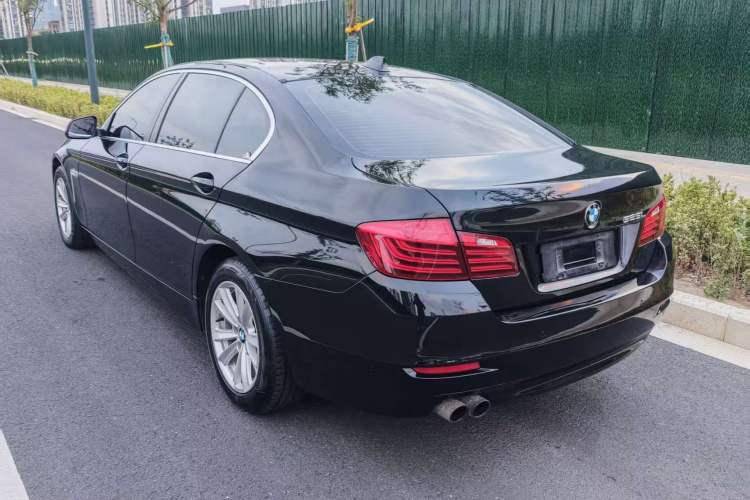 Used BMW 5 Series 2014 520Li Elegant Model

