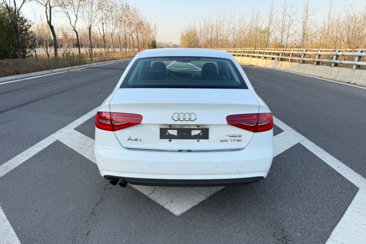 Used Audi A4L 2013 35 TFSI Automatic Comfort Model
